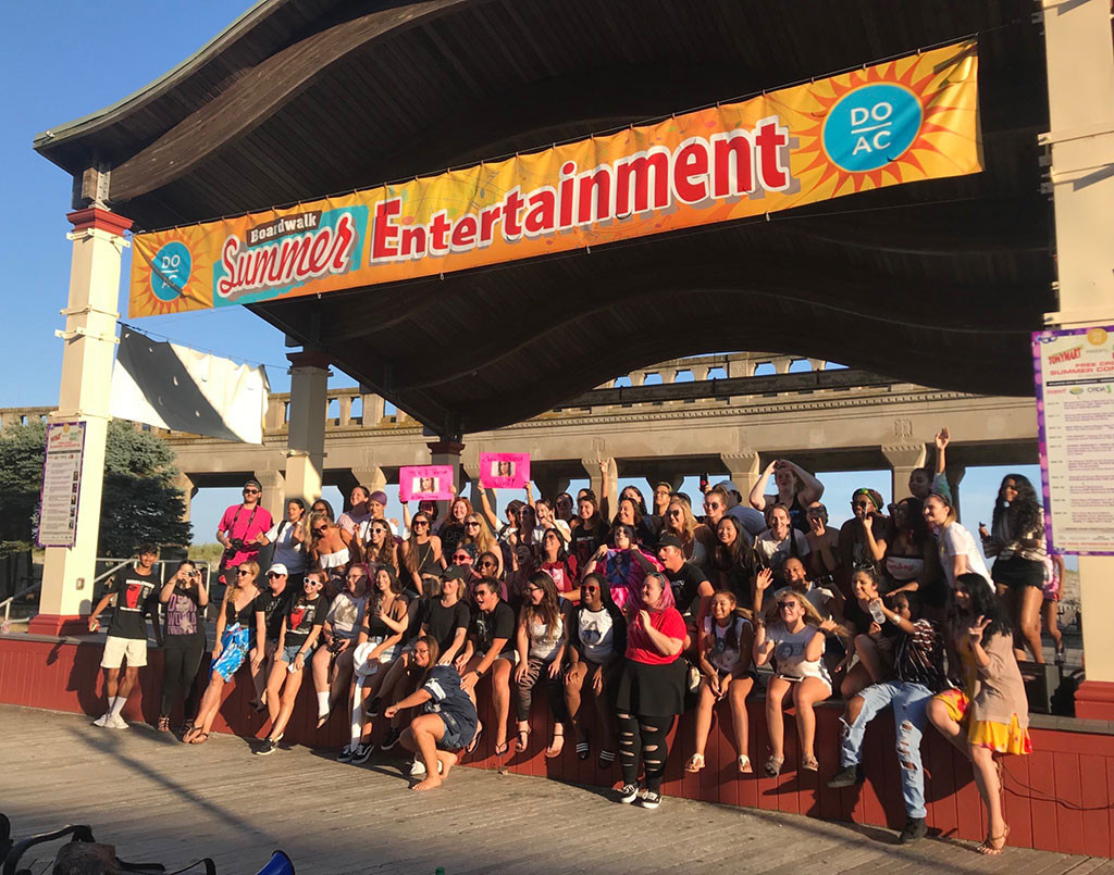 Demi Lovato, Atlantic City, fans, performance, concert Demi Lovato, Atlantic City, fans, performance, concert